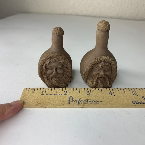 TNT Holiday Tnt Unfinished Set Of Two Gourd Santas Pecan Shell